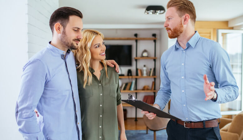 What to check before signing an estate agent contract
